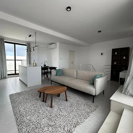 Duplex Penthouse Qawra Malta 세인트폴스베이