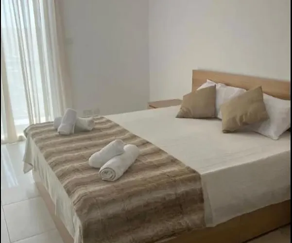 Duplex Penthouse Qawra Malta