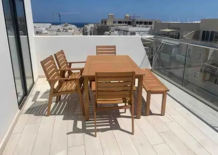 Duplex Penthouse Qawra Malta *