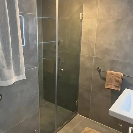 公寓 Duplex Penthouse Qawra Malta *